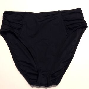 New LA BLANCA swim bottom